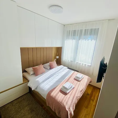 Zlatni Bor Ii * Palisat