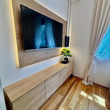 Zlatni Bor Ii Apartmán *