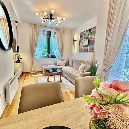 Zlatni Bor Ii Apartmán Palisat