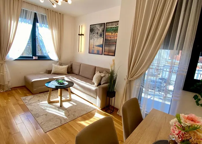 Zlatni Bor Ii Appartamento *